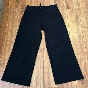 Lululemon wide leg crops